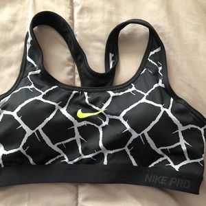 New without tags. Nike pro sports bra size large